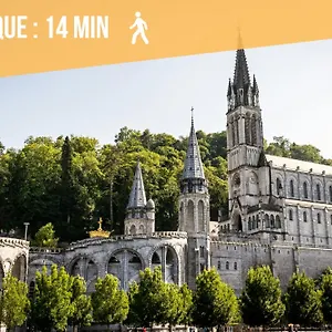 De L'isard Bleu, Dans De Tourisme 3 Etoiles Lourdes